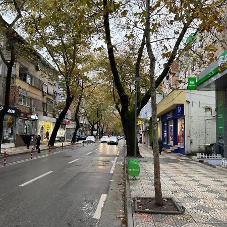 Apartmán Bliri Myslym Shyri Tirana Exteriér fotografie