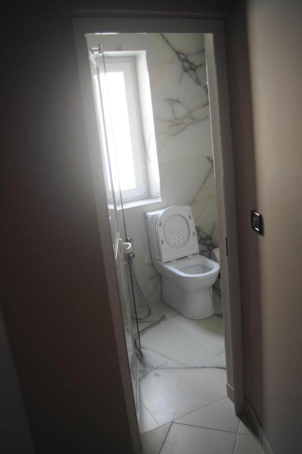 Apartmán Bliri Myslym Shyri Tirana Exteriér fotografie