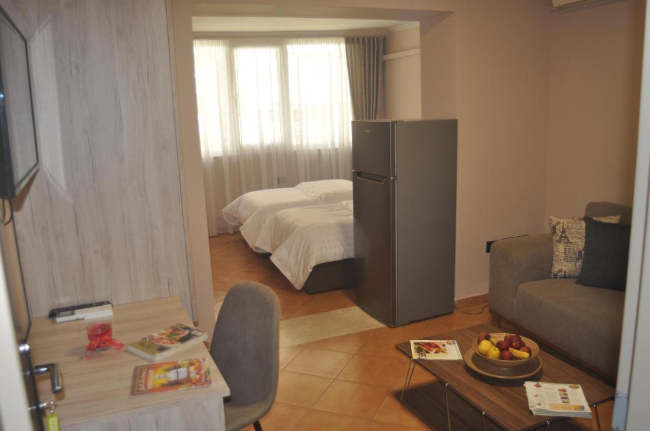 Apartmán Bliri Myslym Shyri Tirana Exteriér fotografie