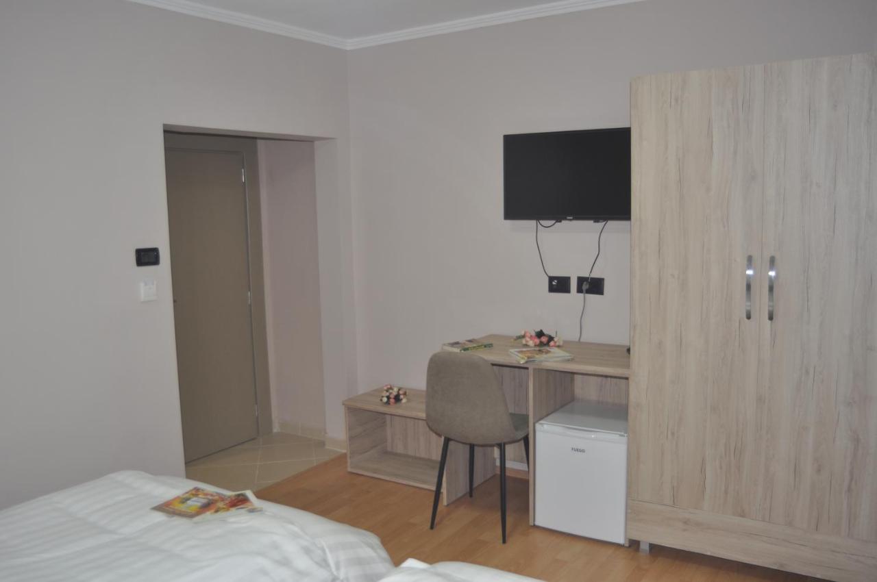 Apartmán Bliri Myslym Shyri Tirana Exteriér fotografie