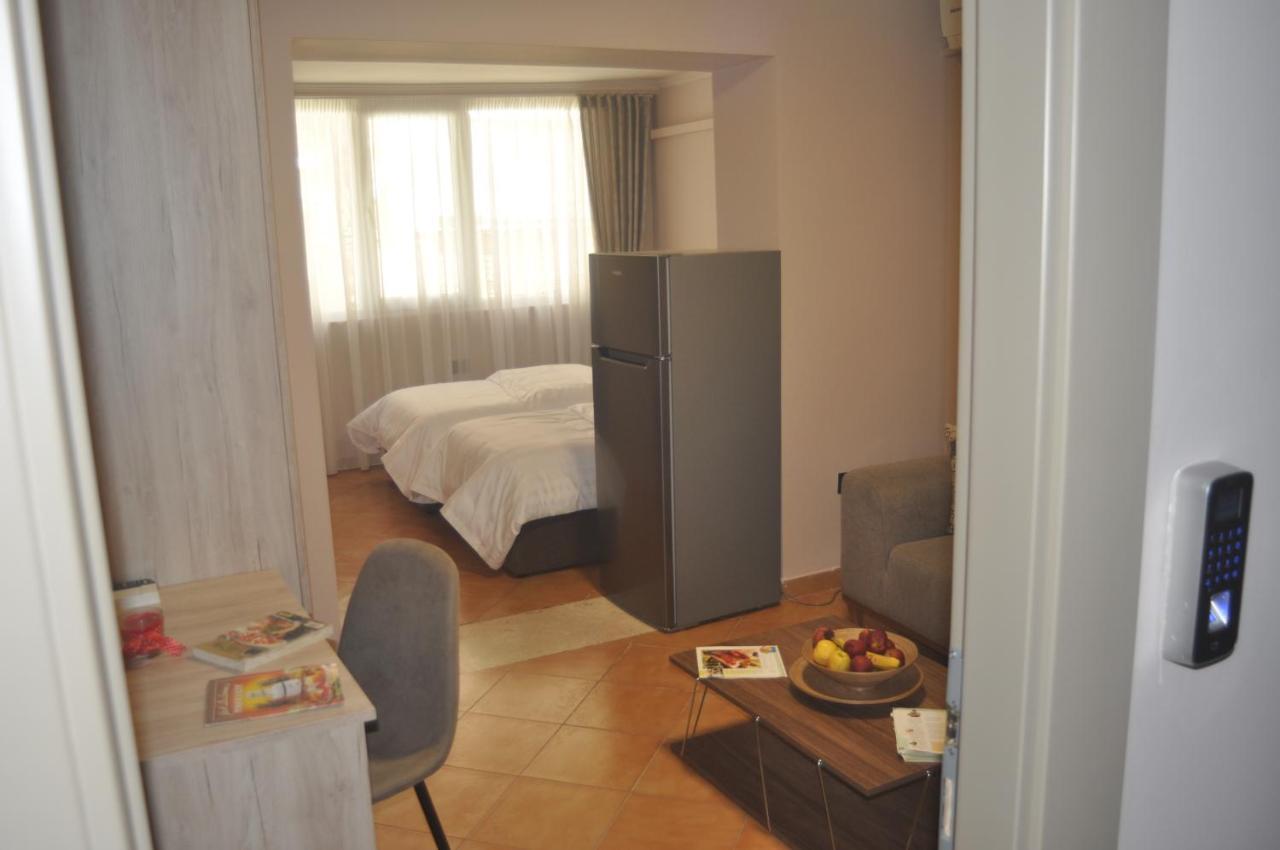 Apartmán Bliri Myslym Shyri Tirana Exteriér fotografie